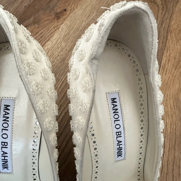 Manolo Blahnik Hangisi Cream Textured Polka Dot Crystal Wedding Heels - Picture 7 of 11